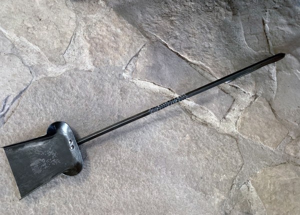 hand-forged ash shovel for wood stoves and fireplaces