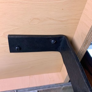 under cabinet mounted paper towel holder