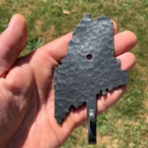 maine wall hook size
