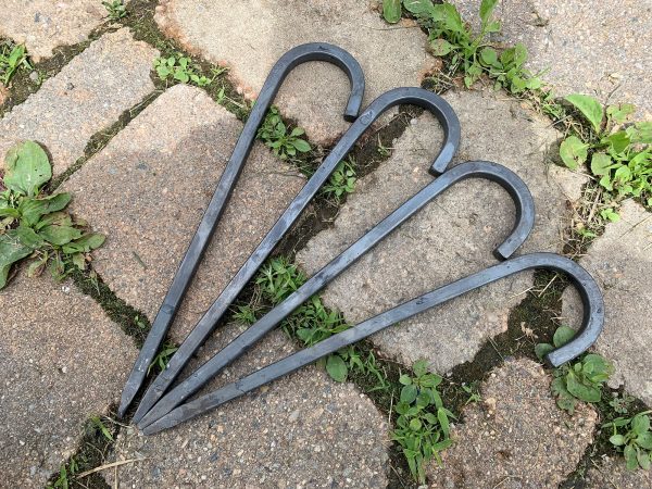 metal garden hose guides